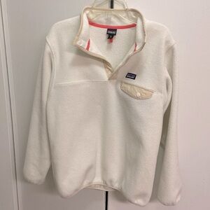 Patagonia Synchilla Vintage Women’s XS / Kids XL cream white fleece pullover